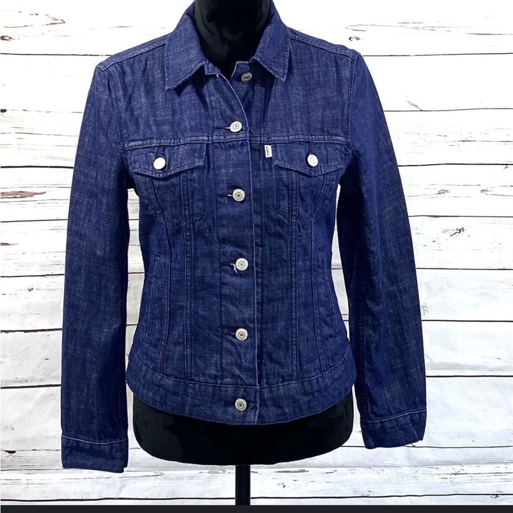 NWT Levi's Women's Blue Denim Jacket